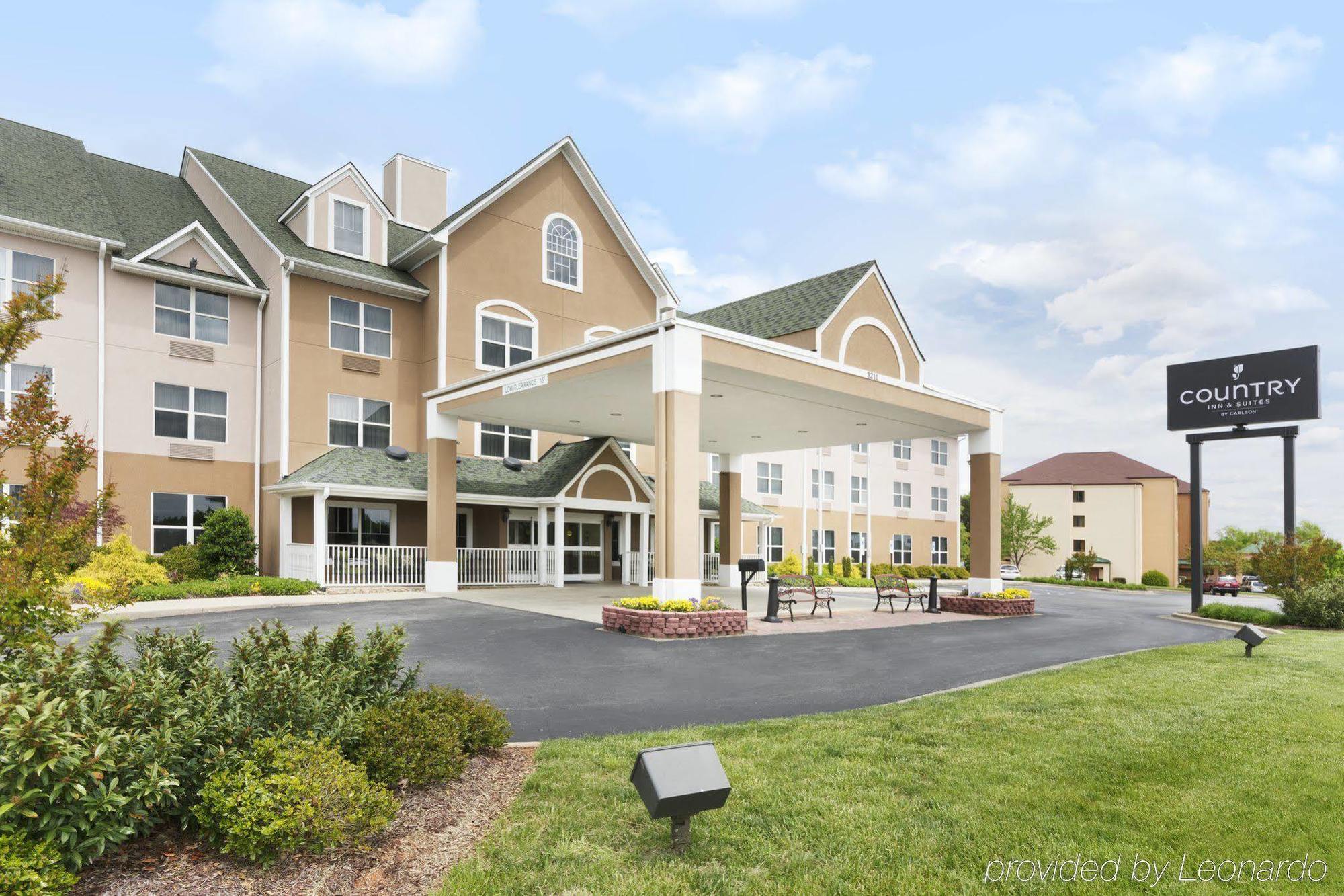 Country Inn & Suites By Radisson, Burlington Elon , Nc Exteriör bild
