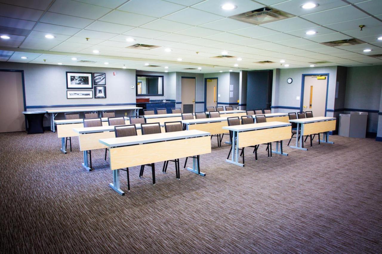Country Inn & Suites By Radisson, Burlington Elon , Nc Exteriör bild